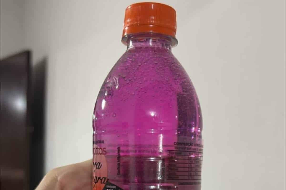 Moradores De Itu Recebem Agua Cor De Rosa E Cis Pede Descarte