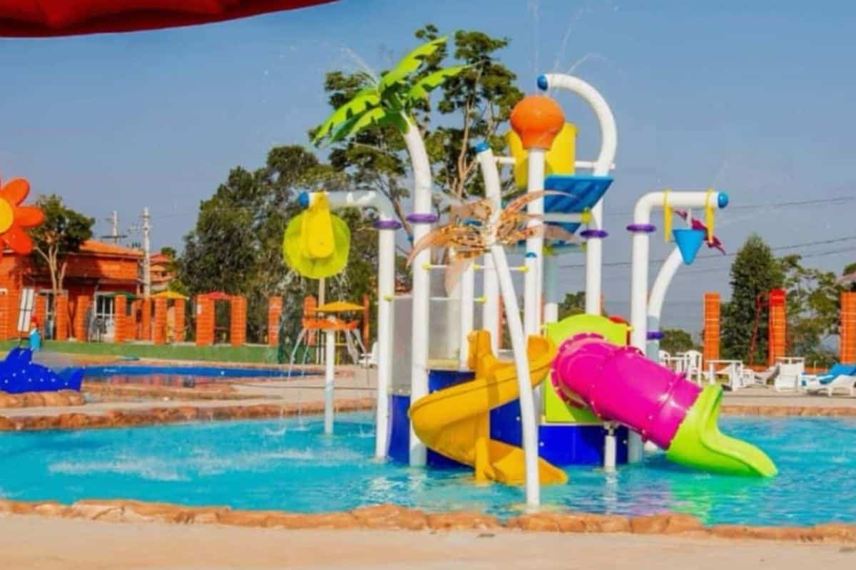 Parque Aquático Acqua Show Abre Vaga Para Auxiliar De Limpeza Em Mairinque