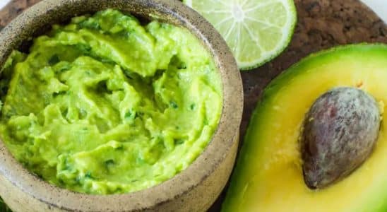 Patê De Abacate Com Limão Como Comer Com Torradas E Pães