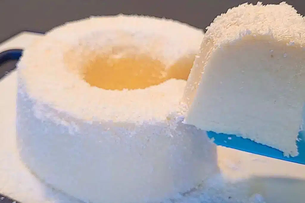 Pudim De Coco Cremoso: Você Só Precisa De Um Liquidificador E Geladeira 7 Pudim-De-Coco