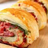 Salgado De Massa Folhada: Aprenda O Segredo Para Ficar Macio E Suculento 1 Salgado-De-Massa-Folhada