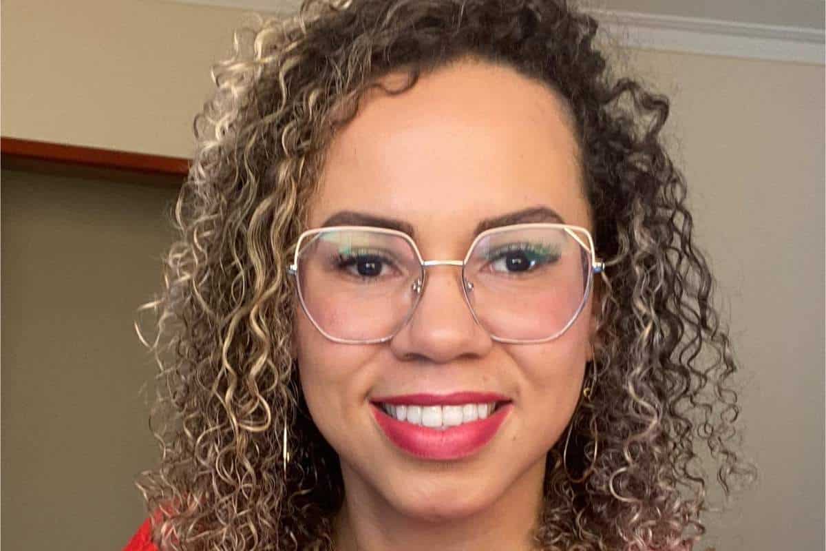 Advogada Carla Reis Fala Sobre Redução De Jornada De Trabalho De Pais Com Filhos Autistas