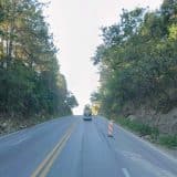 Carro Capota Na Rodovia Lívio Tagliassachi Em São Roque