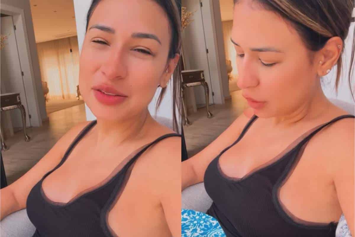 Mulher Da Cesta De Ovos Para Simone Mendes Em Show Em São Roque