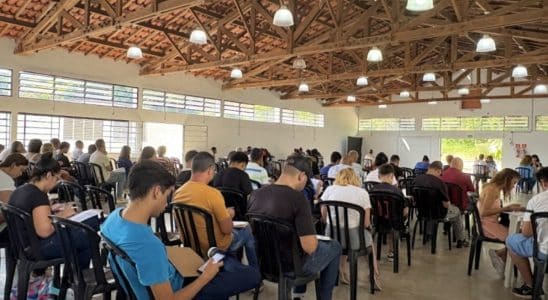 Prefeitura De São Roque Realiza Feirão Com 316 Vagas, Para Mercado Livre, Viniplast E Outras Empresas