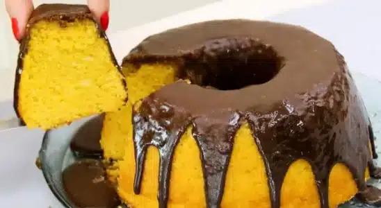 Como Fazer Um Bolo Com Casquinha De Chocolate Fofinho Com Massa Leve 10 Bolo Com Casquinha De Chocolate