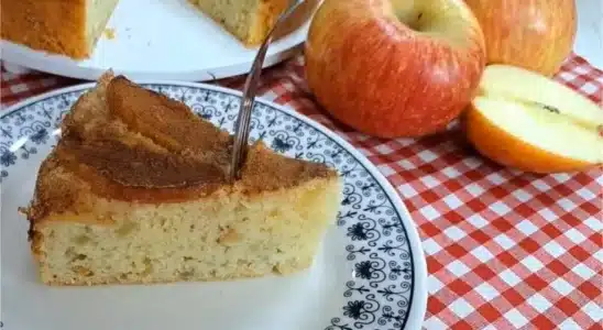 Bolo De Maçã