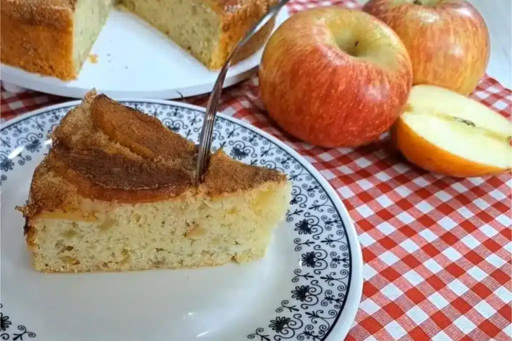 Como Fazer Bolo De Maçã Fofinho Feito Todo À Mão 7 Bolo De Maçã