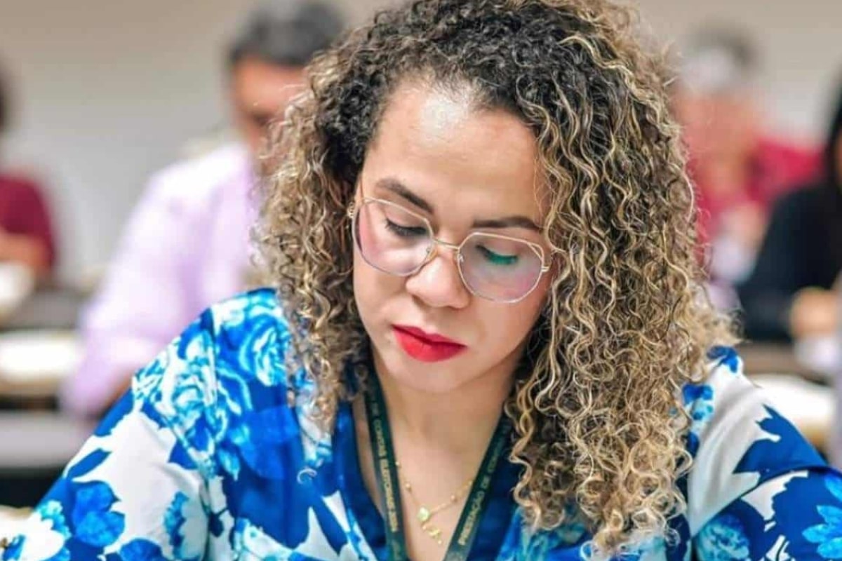 Advogada Carla Reis Fala Sobre O Que Fazer Ao Comprar Alimentos Estragados