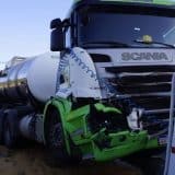 Caminhão-Tanque, Perde Freio, E Bate Em Traseira De Outro Caminhão-Tanque Em São Roque