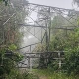 Forte Vendaval Derruba Torre De Rádio De Mais De 100 Metros Em São Roque