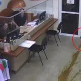 Homem Faz Ataque Com Balde De Fezes Na Adv De Votorantim