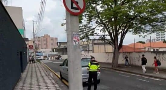 Motorista Estaciona Carro Em Local Proibido E Trava Transito Em Sorocaba