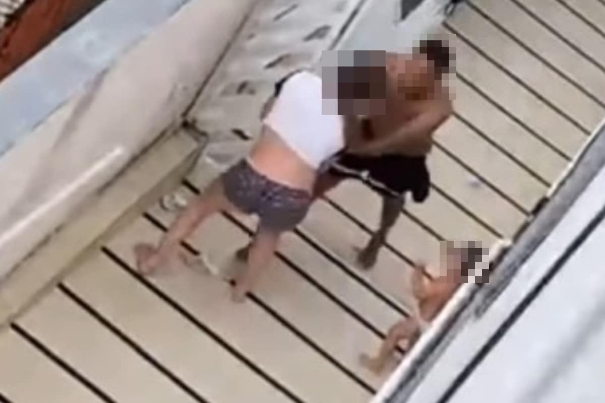 Cantor De Pagode É Filmado Agredindo Esposa Em São Roque