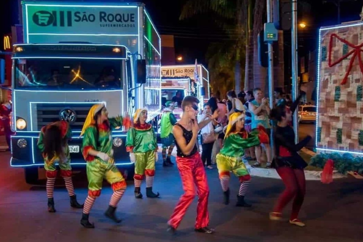 Caravana De Natal Do São Roque Supermercados Vai Passar Por 12 Cidades