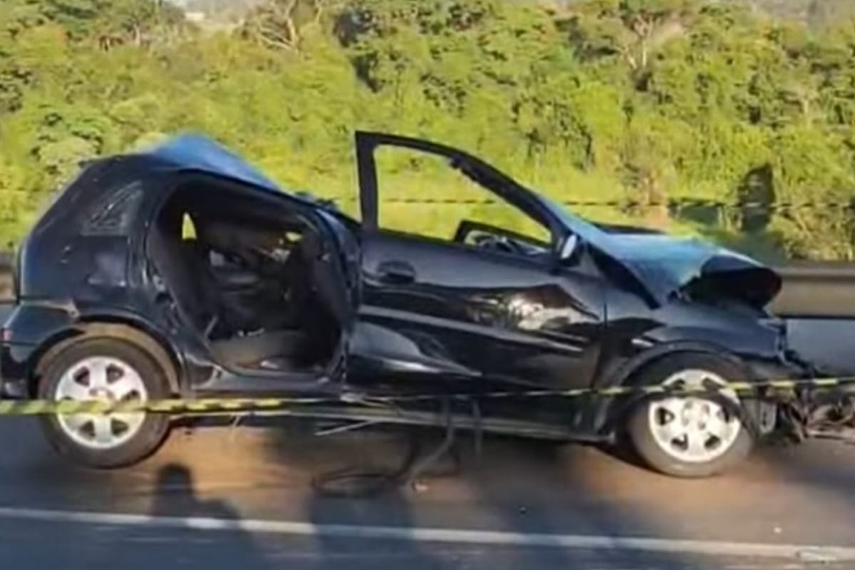Carro Com Vítimas De Acidente Grave Na Bunjiro Nakao Estava Em Alta Velocidade