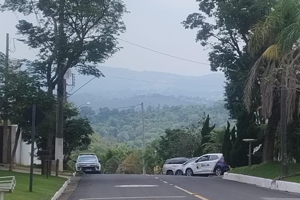 Familia E Rendida Por Criminosos Em Condominio Em Mairinque E Policia Apura Caso