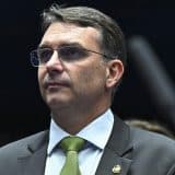 Flavio Bolsonaro Filho De Bolsonaro E Pre Candidato A Presidente Em 2026