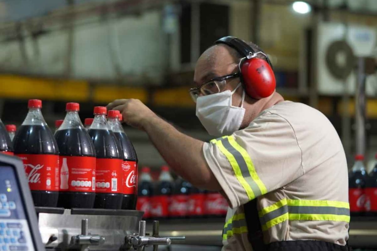 Governo Alterada Imposto De Refrigerantes E Coca-Cola Vai Ficar Mais Cara No Brasil