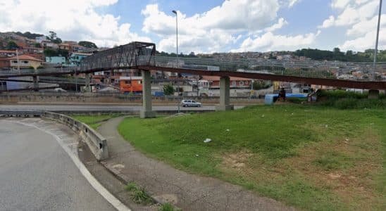 Homem Do Corre Rouba Mulher Em Passarela De Pedestre Na Raposo Em Mairinque