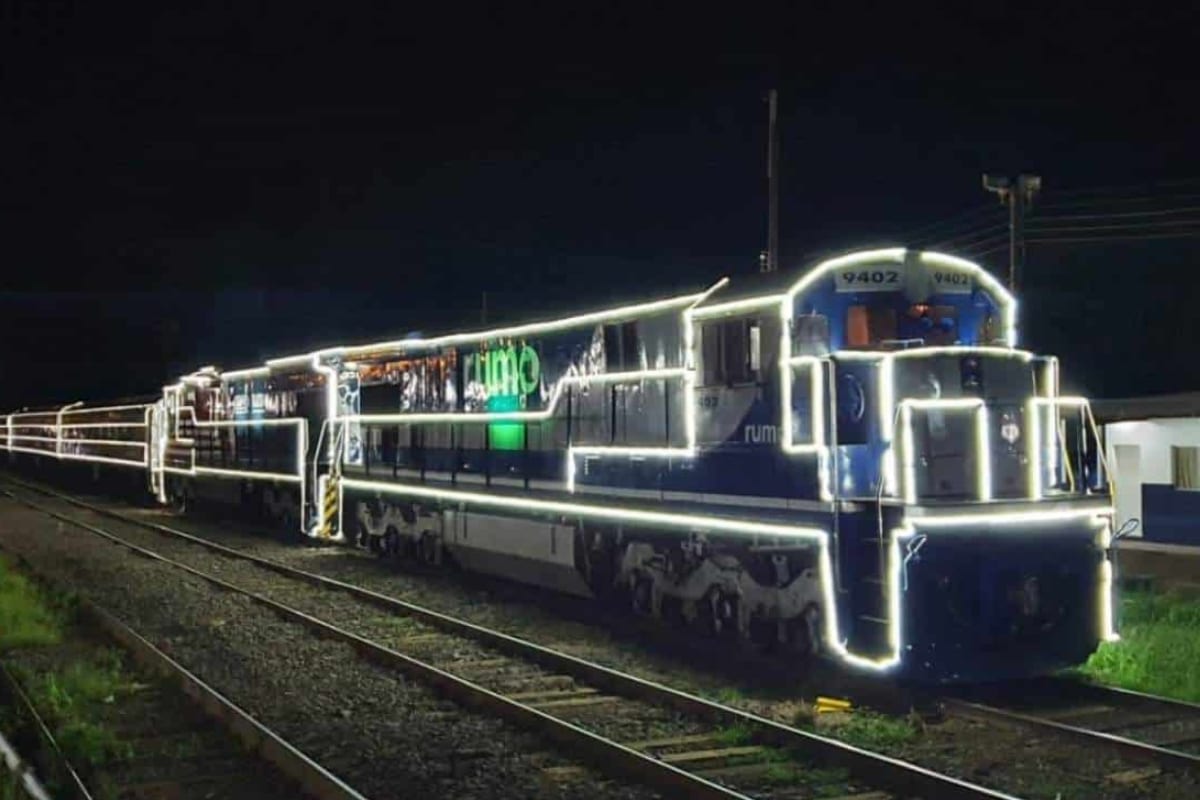 Trem Com Luzes De Natal Passa Por São Roque No Dia 18 De Dezembro
