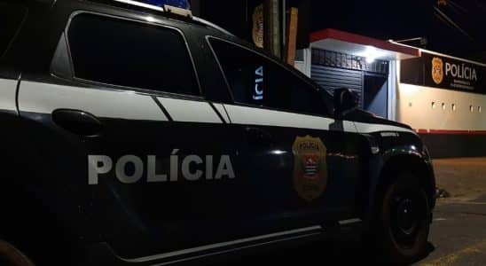 Homem É ''Convidado Para Menage'' Com Vizinho E Situação Acaba Na Delegacia