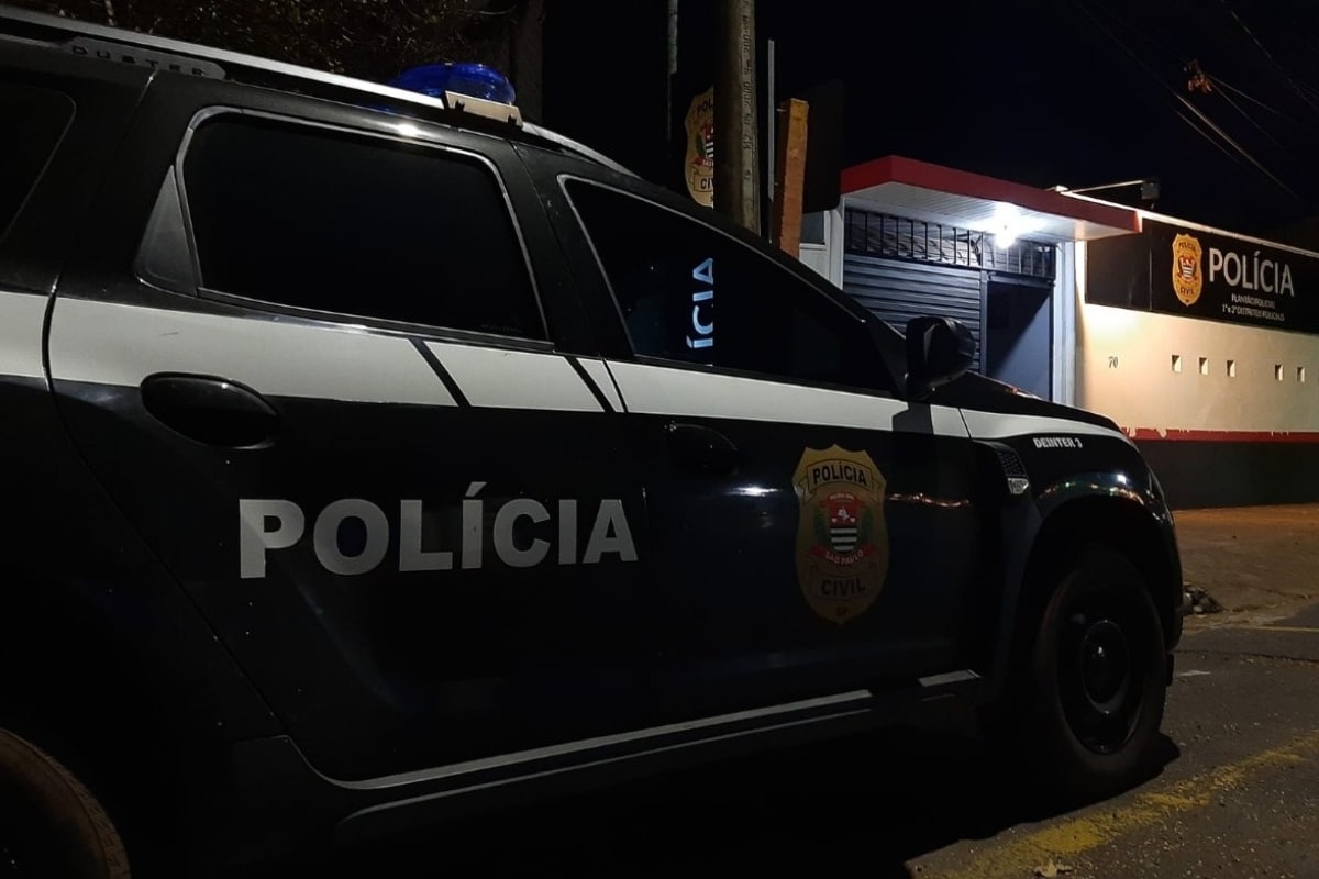 Homem É ''Convidado Para Menage'' Com Vizinho E Situação Acaba Na Delegacia