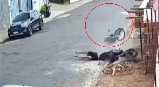 Idoso De 62 Anos Fica Em Estado Grave Ao Ser Atingido Por Moto Desgovernada