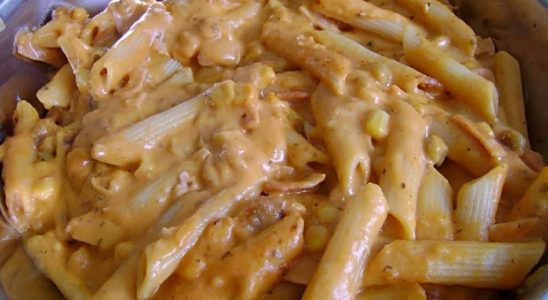 Macarrão Com Frango E Creme De Leite