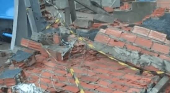 Muro Desaba E Mata Menino Que Estava De Mãos Dadas Com O Pai Na Calçada Em Itapevi