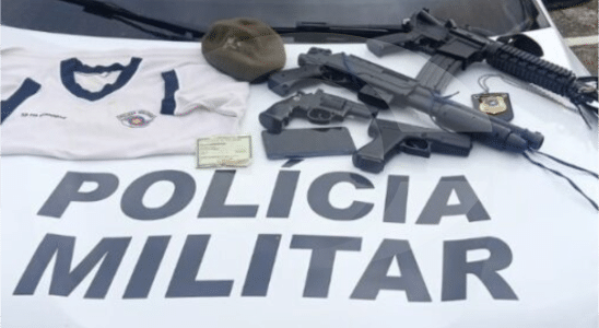 Polícia Militar Prende Homem Com Arma Falsa E Fardamento Da Pm Falso Em Araçariguama