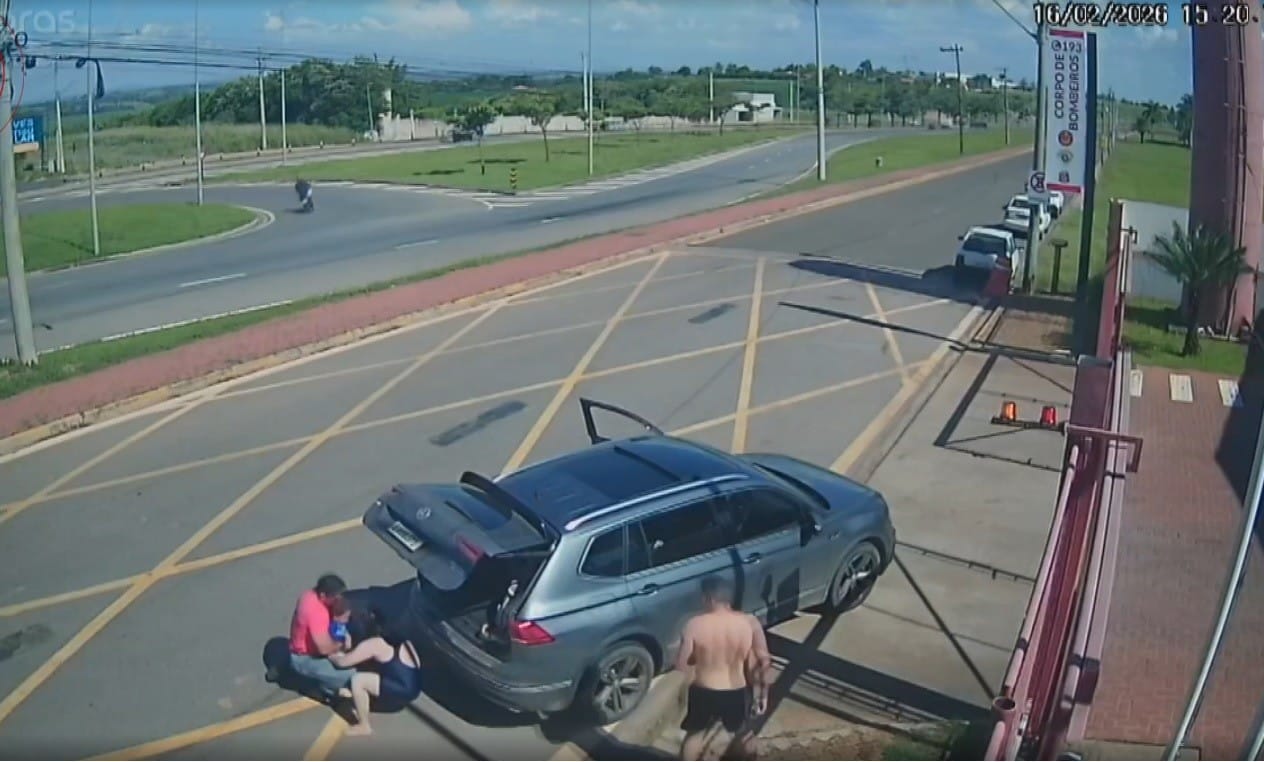 Bombeiros De Porto Feliz Ao Rpida Salva Vida De Cr 1771441049464