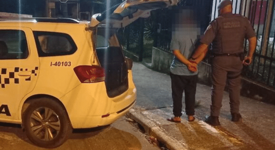 Homem É Preso Em Alumínio Após Agredir Esposa Com Golpes De Marreta