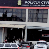 Mulher É Presa Por Chamar Genro De Macaco E Pretinho Careca