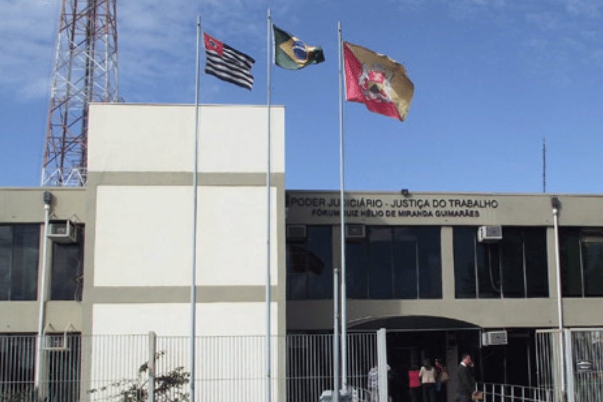 Supermercado De Sorocaba É Condenado A Pagar R$ R$ 21,2 Mil Por Chamar Funcionaria De Surdinha