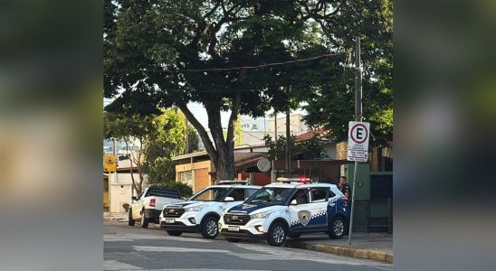 Mulher Esfaqueada Em Apartamento Na Vila Independn 1774268985455