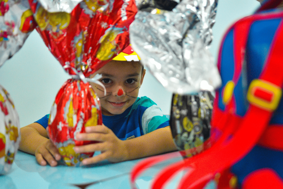 Prefeitura De Araçariguama É Acusada De Desviar Doações Da Cacau Show Para Campanha Eleitoral