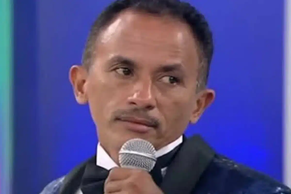 Cantor De Caneta Azul Anuncia Candidatura A Deputa 1775583997238