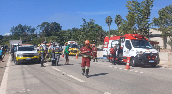 Idoso Morre Atropelado Ao Tentar Pegar Chapeu Nao Km 97 Raposo Tavares Em Sorocaba