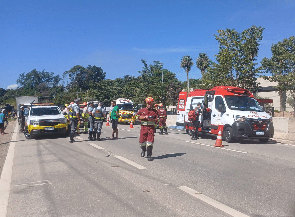 Idoso Morre Atropelado Ao Tentar Pegar Chapeu Nao Km 97 Raposo Tavares Em Sorocaba