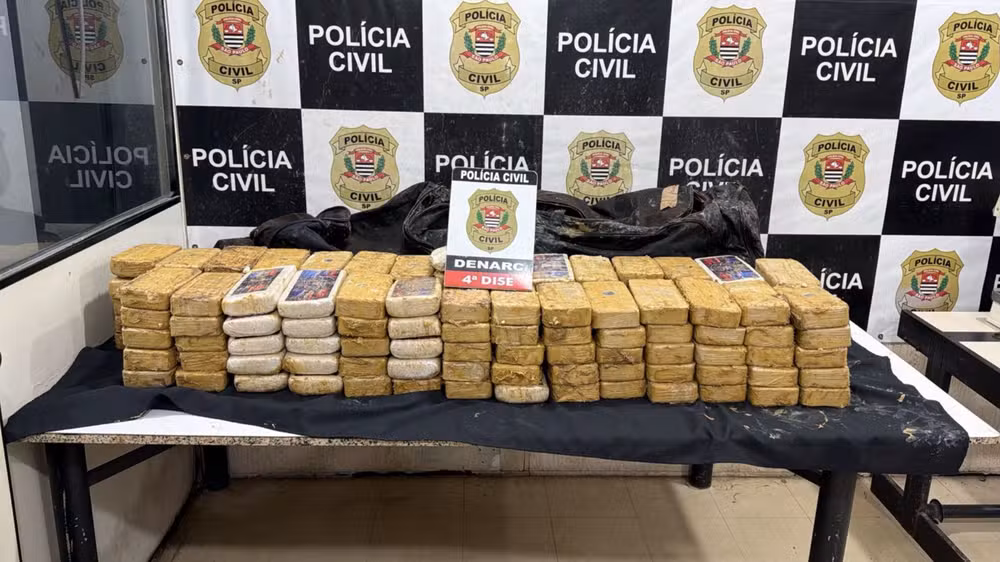 Polícia Civil Prende Motorista E Apreende 146 Tijolos De Cocaína Em São Roque