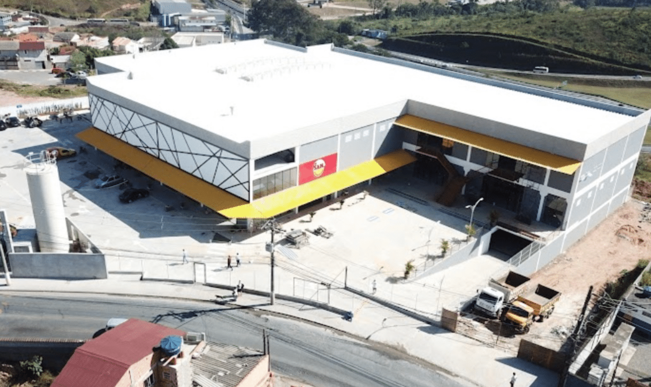 Supermercado San Encerra Atividades No Bairro Atalaia Apos Seis Anos