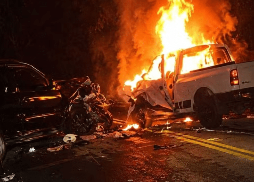 Grave Acidente Mata Dois Homens Em Rodovia No Interior De Sp Um Dos Carros Pegou Fogo Intantaneamente