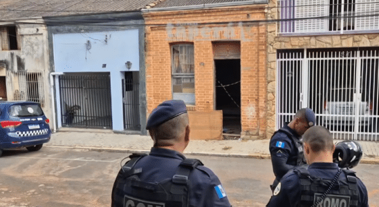 Homem E Morto A Pauladas Em Casa Invadida Na Regiao Central De Salto