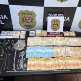 Operação Contra Roubo De Alianças Apreende Dezenas De Joias, R$ 61 Mil E Lacra Comércios Em Cotia