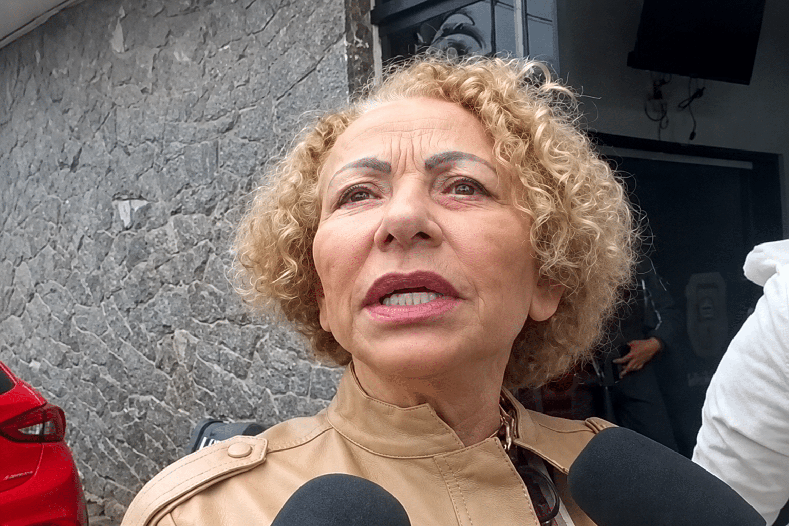 Polícia Investiga Se Criminosos Que Assaltaram Casa Em São Roque Monitoravam Advogada Renomada